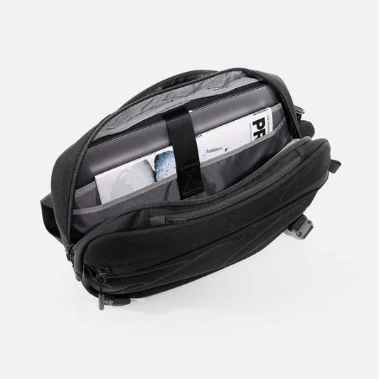 エアー トラベル スリング Aer 21013 TRAVEL SLING 2 (010 BLK) ショルダーバッグ ショルダー ワンショルダー ボディバッグ ビジネス 旅行 通勤 (240402)