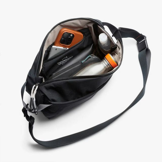 ベルロイ BELLROY LITE SLING 7L BLK ベルロイ ライト スリング ショルダーバッグ ボディバッグ ウエストバッグ 軽量 撥水 ナイロン メンズ レディース 旅行 散策 トラベル サステナブル ブラック (250904)