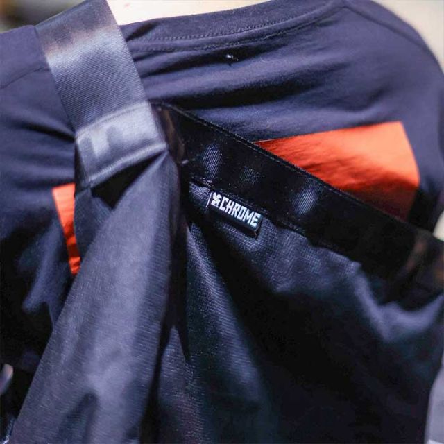 CHROME JP197 NEWSPAPER MESSENGER