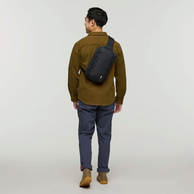 Cotopaxi コトパクシ Todo 8L Sling Cada Día 420243 スリングバッグ ショルダーバッグ ボディバッグ タブレット収納 軽量 8L 通勤 通学 旅行 アウトドア (260316)