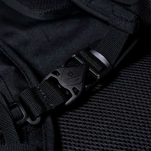 F/CE. 950 TRAVEL BP