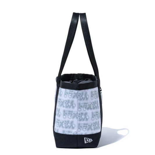 ニューエラ トートバッグミニ 6L ドラえもん スイング ホワイト NEWERA GF TOTE BAG M DORAEMON NECAPGF バッグ レディース サブバッグ キャラクター 小さめ 限定モデル(2502)