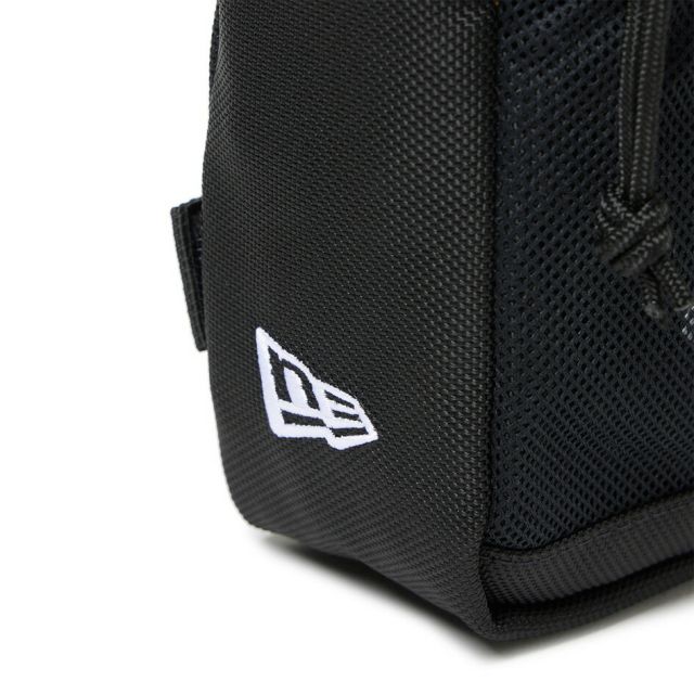 NEW ERA SHOULDER POUCH PLAYSTATION