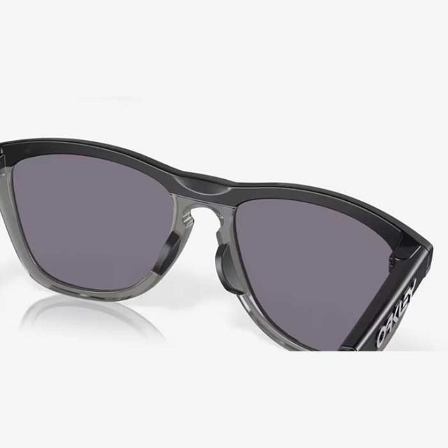OAKLEY FROGSKINS HYBRID MBK/PZ GRY