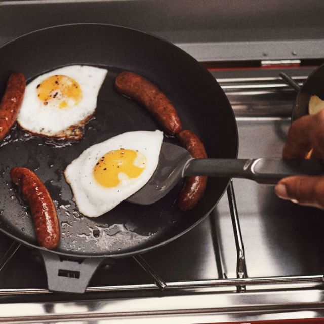 OXO SILICONE CAMP STOVE TURNER