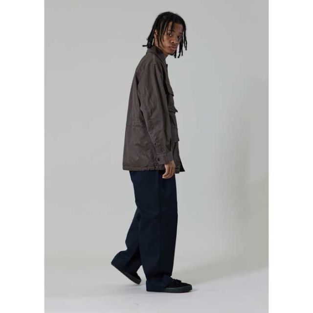 UNFRM AW-7560 CLASSIC TWO-TUCK CHINO TROUSERS
