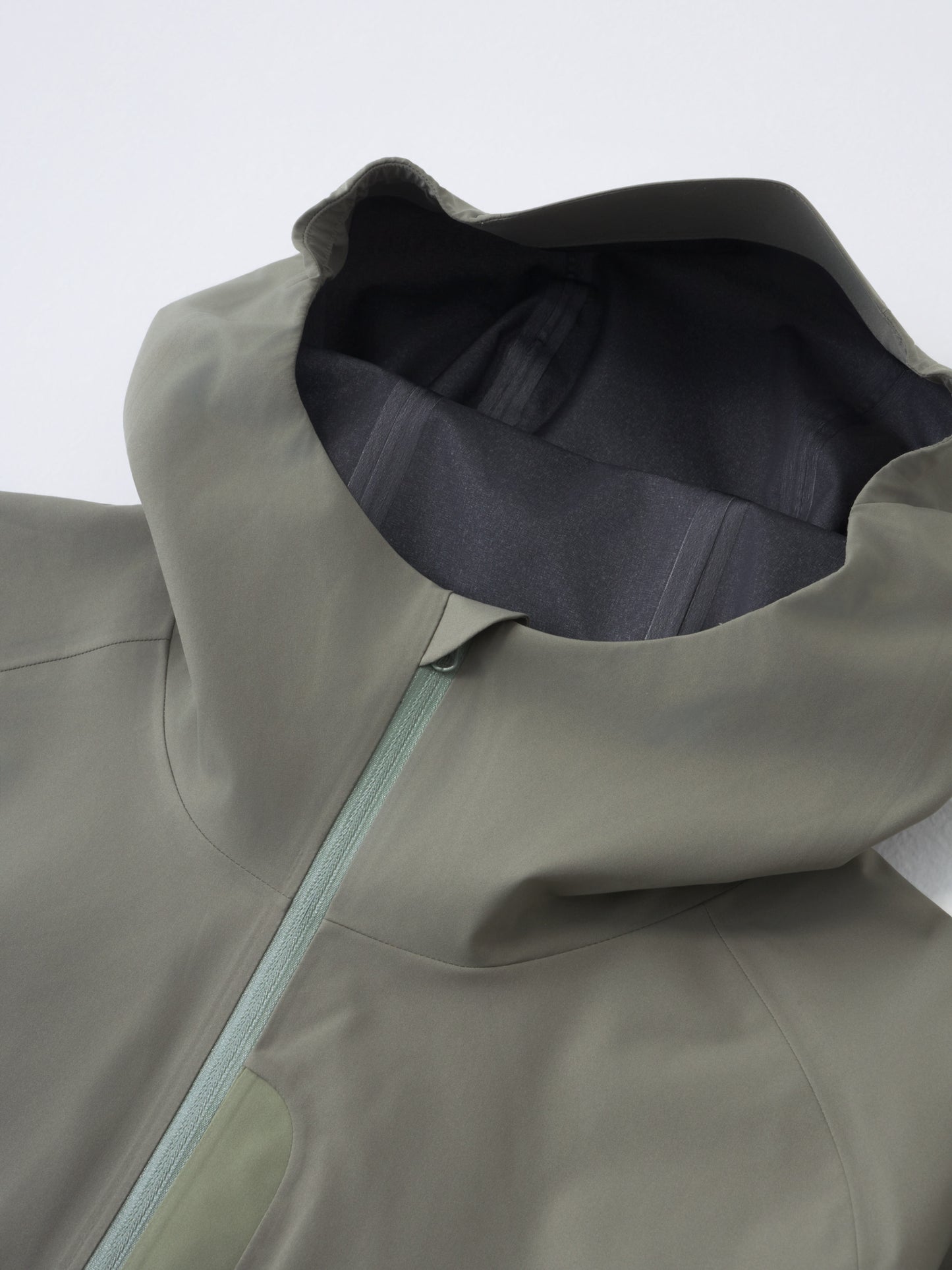 HIKINGPATROL ARC LIGHTWEIGHT SHELL JACKET 2.0 HP26004