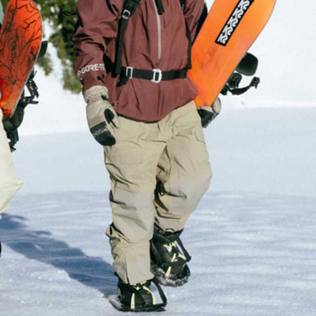 シックスエイトシックス スノーボードウェア メンズ 24-25モデル 型落ち ビブパンツ 686 M2W202 GORE-TEX STRETCH DISPATCH BIB ゴアテックス M / L (241131)