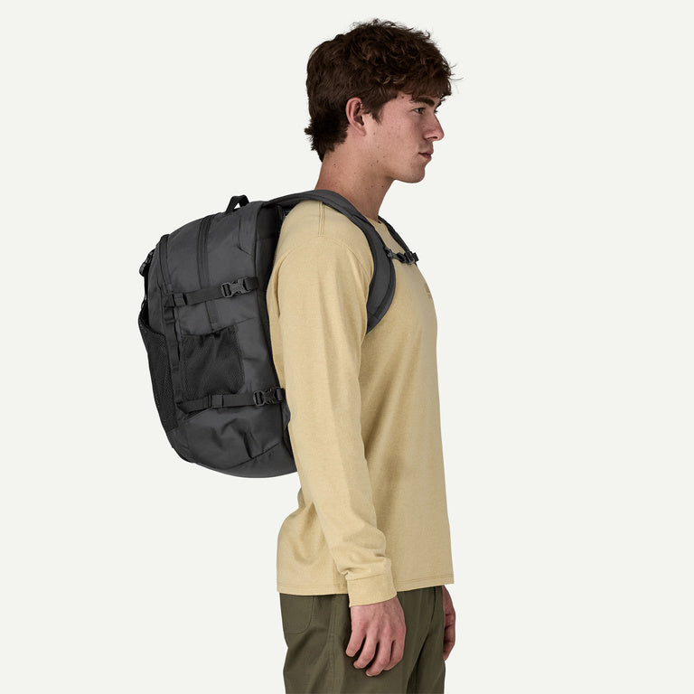 patagonia 47929 レフュジオ・デイパック 30L (PATAGONIA25046)