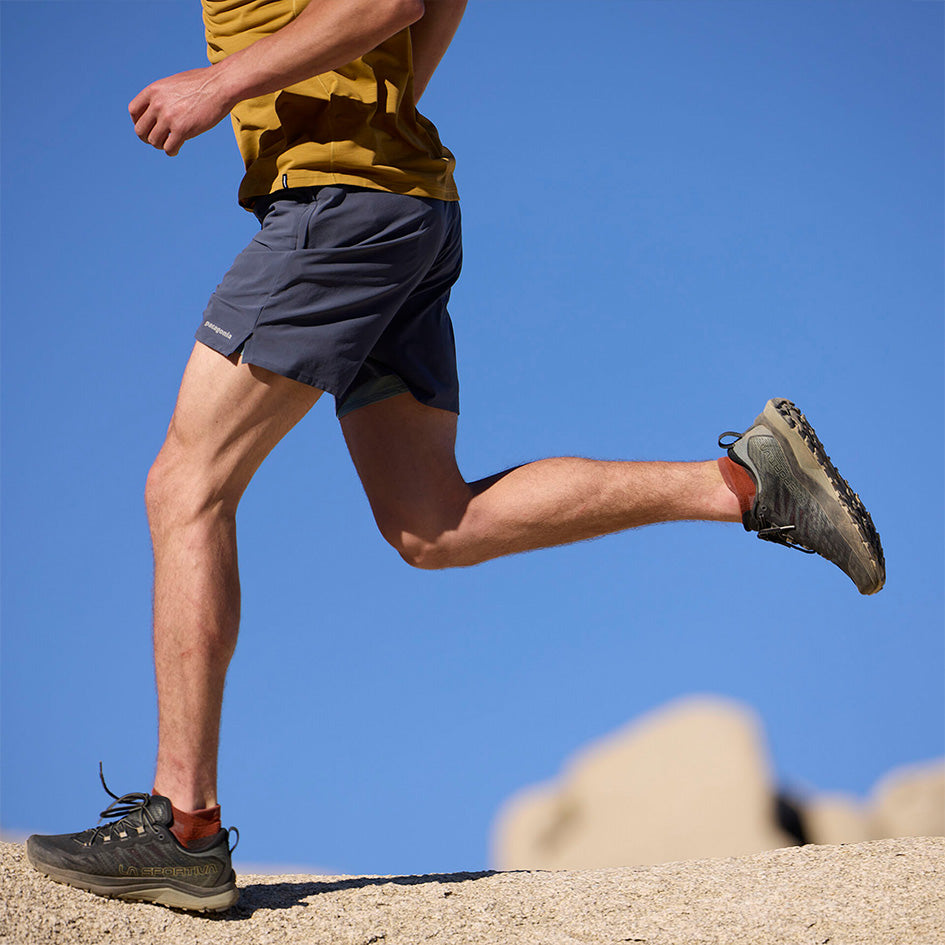 patagonia 57595 メンズ・マルチ・トレイルズ・ショーツ ６インチ (PATAGONIA26010)