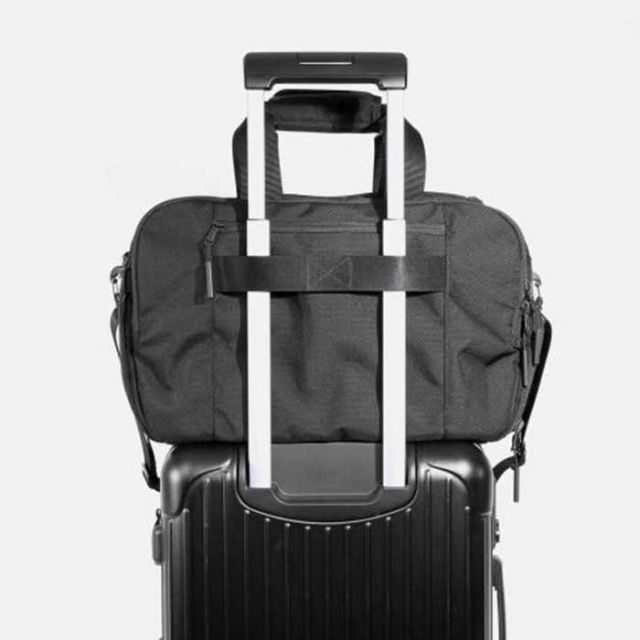 AER 11014/12014 GYM DUFFLE 3