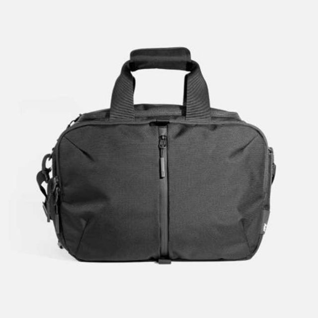 AER 11014/12014 GYM DUFFLE 3