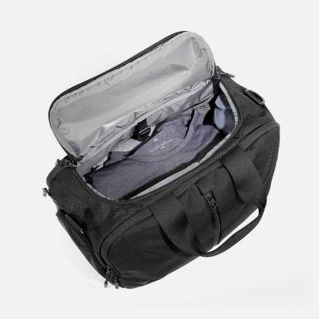 AER 11014/12014 GYM DUFFLE 3