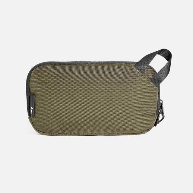 エアー ポーチ Aer [ 21028/ 22028/ 25028 ] SLIM POUCH スリムポーチ 小物ケースポーチ トラベル 収納ケース ケース オーガナイザー ビジネス 旅行 おしゃれ