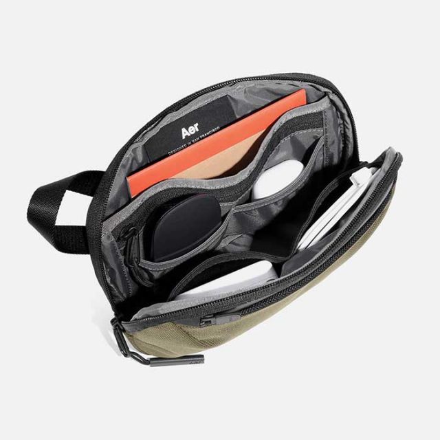 エアー ポーチ Aer [ 21028/ 22028/ 25028 ] SLIM POUCH スリムポーチ 小物ケースポーチ トラベル 収納ケース ケース オーガナイザー ビジネス 旅行 おしゃれ