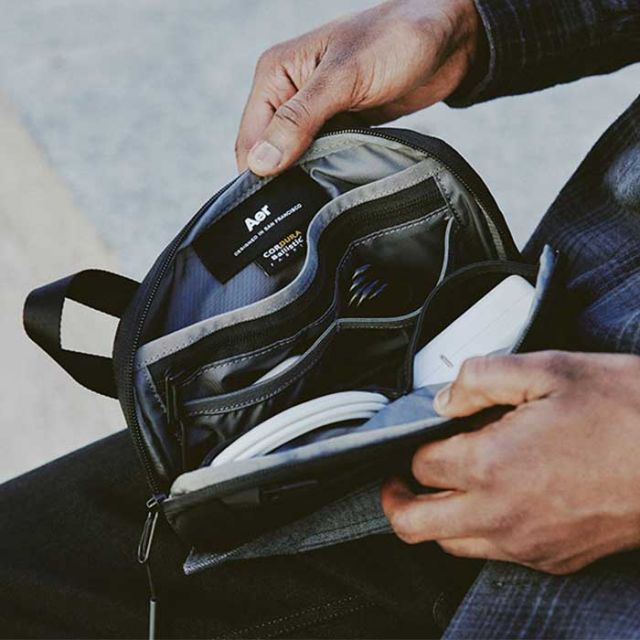 エアー ポーチ Aer [ 21028/ 22028/ 25028 ] SLIM POUCH スリムポーチ 小物ケースポーチ トラベル 収納ケース ケース オーガナイザー ビジネス 旅行 おしゃれ