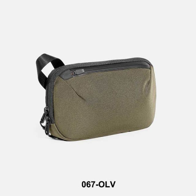 エアー ポーチ Aer [ 21028/ 22028/ 25028 ] SLIM POUCH スリムポーチ 小物ケースポーチ トラベル 収納ケース ケース オーガナイザー ビジネス 旅行 おしゃれ