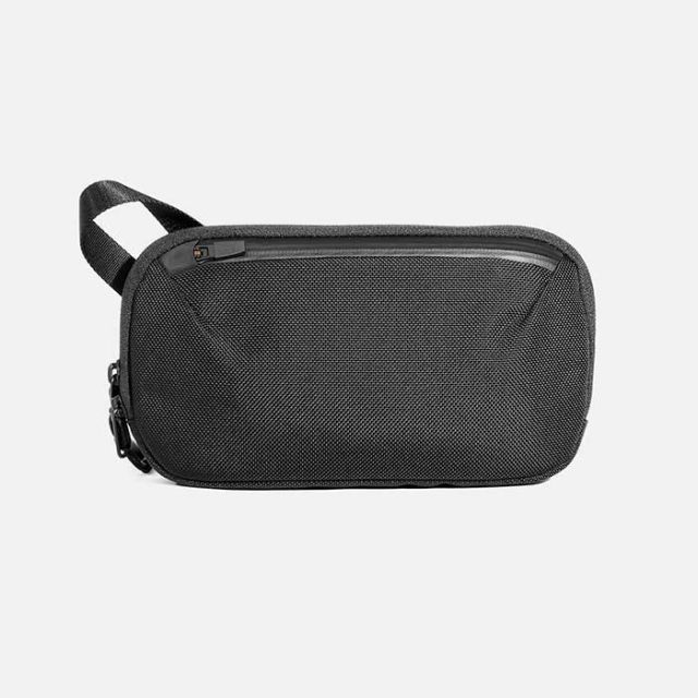 エアー ポーチ Aer [ 21028/ 22028/ 25028 ] SLIM POUCH スリムポーチ 小物ケースポーチ トラベル 収納ケース ケース オーガナイザー ビジネス 旅行 おしゃれ