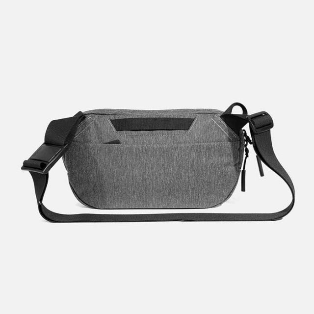 エアー スリングバッグ Aer DAY SLING 3  (21026 / 22026) ショルダーバッグ トラベル コーデュラ バリスティックナイロン メンズ レディース ユニセックス ブラック オリーブ 旅行 3L 斜めがけ シンプル 小さめ (240402)