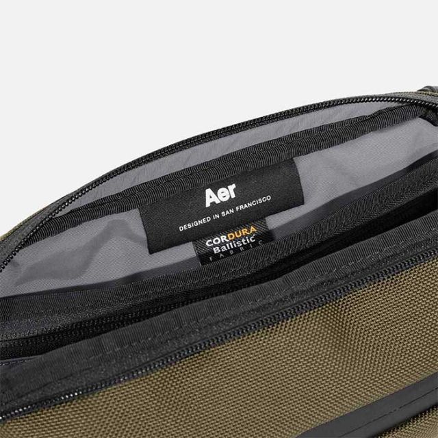 エアー スリングバッグ Aer DAY SLING 3  (21026 / 22026) ショルダーバッグ トラベル コーデュラ バリスティックナイロン メンズ レディース ユニセックス ブラック オリーブ 旅行 3L 斜めがけ シンプル 小さめ (240402)
