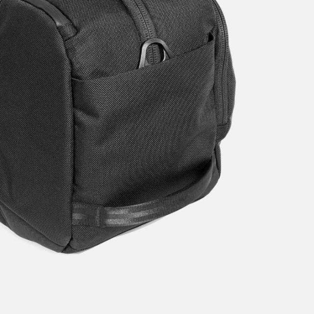 AER 21048/22048 TRAVEL WEEKENDER
