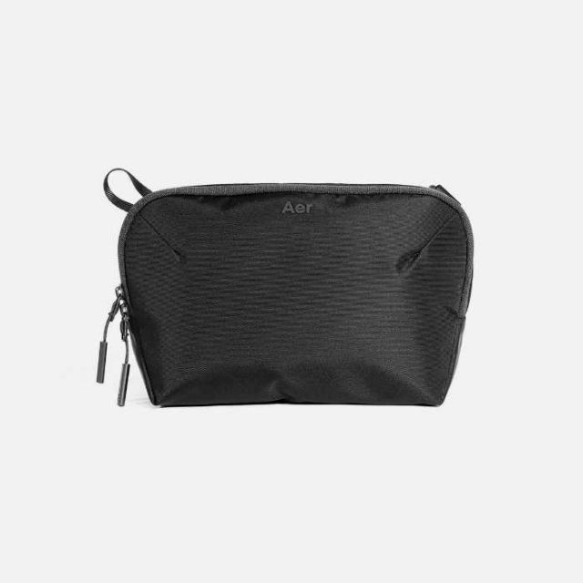 エアー スリングバッグ AER (61003) PRO SLING BLK ボディバッグ ショルダー 横型 レジャー メンズ レディースバッグ 小さい 小さめ 軽量 軽い 斜めがけ  (240402)