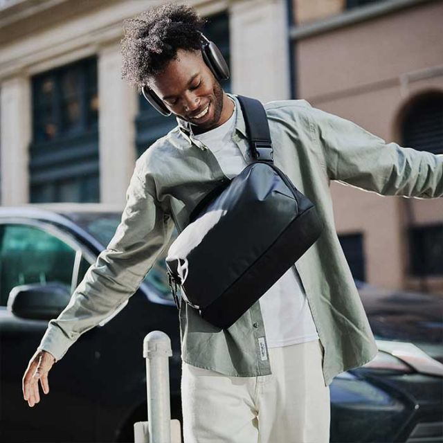 エアー スリングバッグ Aer 31017 TECH COLLECTION TECH SLING 3 テックスリング ボディバッグ ショルダーバッグ 9L 010 BLK 新生活 (240305)