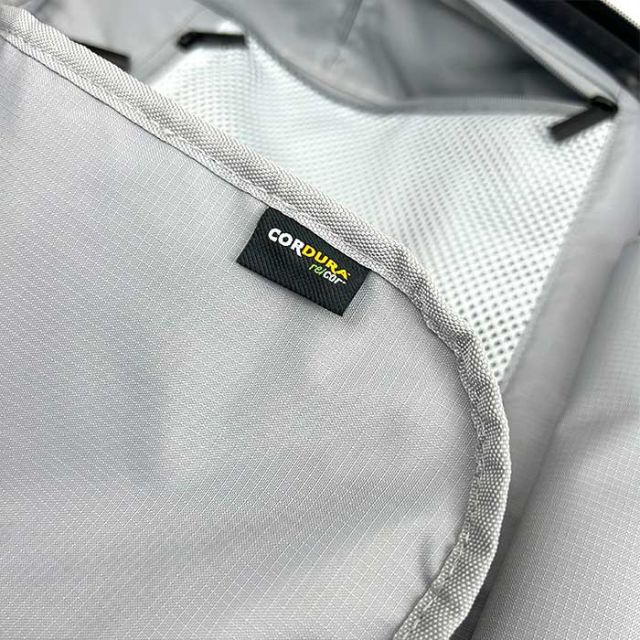 AER L1102 Carry On Small