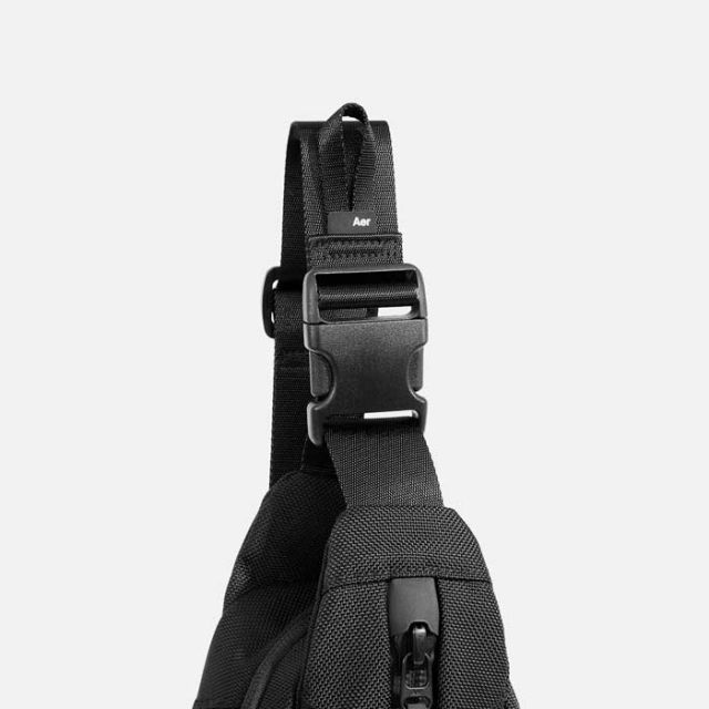 エアー ショルダーバッッグ AER 21061 CITY SLING 3 シティスリング3 ウエストバッグ カバン 鞄 かばん Aer スリング 防水 ボディバッグ おしゃれ コーデュラナイロン 小さめ 軽量 耐久性 通勤用(2503)