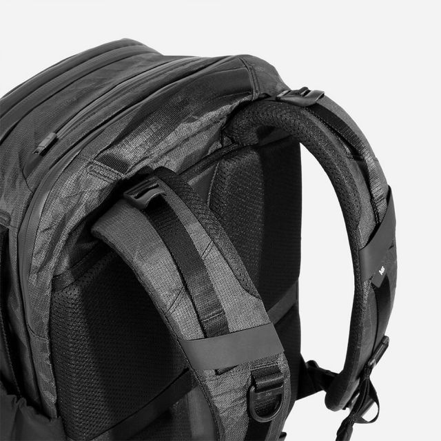 エアー バックパック リュック Aer AER-28070 Travel Pack 4 28L Ultra 機内持ち込み 16インチPC収納 Ultra400X 撥水 メンズ レディース ユニセックス 出張 旅行 トラベル ビジネス プレゼント ギフト