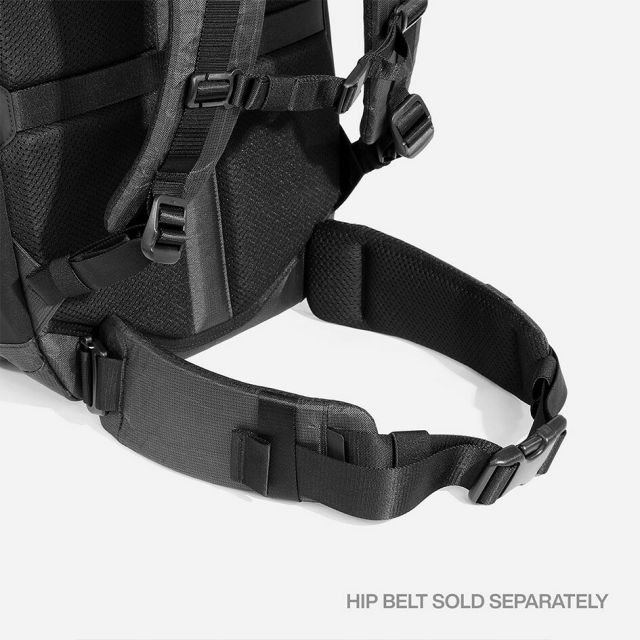 エアー バックパック リュック Aer AER-28070 Travel Pack 4 28L Ultra 機内持ち込み 16インチPC収納 Ultra400X 撥水 メンズ レディース ユニセックス 出張 旅行 トラベル ビジネス プレゼント ギフト