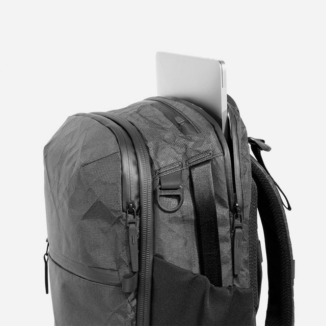 エアー バックパック リュック Aer AER-28070 Travel Pack 4 28L Ultra 機内持ち込み 16インチPC収納 Ultra400X 撥水 メンズ レディース ユニセックス 出張 旅行 トラベル ビジネス プレゼント ギフト