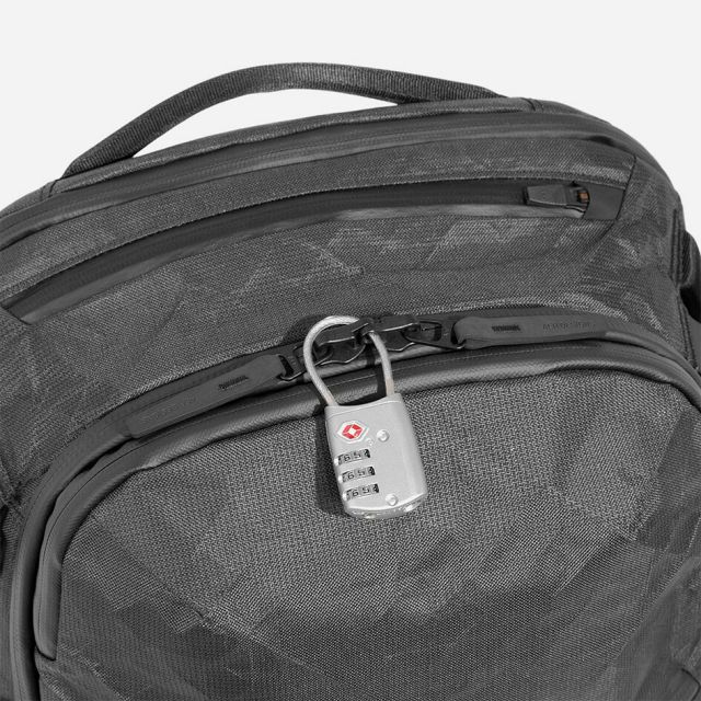 エアー バックパック リュック Aer AER-28070 Travel Pack 4 28L Ultra 機内持ち込み 16インチPC収納 Ultra400X 撥水 メンズ レディース ユニセックス 出張 旅行 トラベル ビジネス プレゼント ギフト