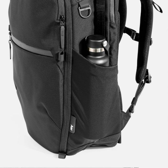 エアー トラベルパック4 35L AER Travel Pack 4 リュック バックパック メンズ ビジネス 出張 PC収納 大容量 撥水 耐久 通勤 旅行 21071 TRAVEL PACK 4 35L  BLK Q