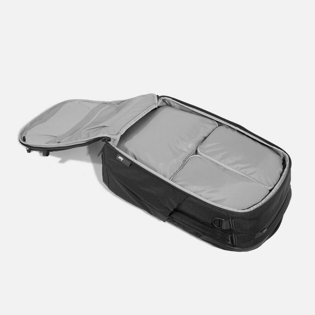 エアー トラベルパック4 35L AER Travel Pack 4 リュック バックパック メンズ ビジネス 出張 PC収納 大容量 撥水 耐久 通勤 旅行 21071 TRAVEL PACK 4 35L  BLK Q