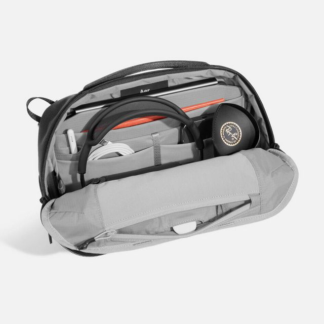 エアー デイスリング4マックス AER-21074 スリングバッグ ショルダーバッグ 6L 旅行 デイリーユース タブレット収納 Aer Day Sling 4 Max