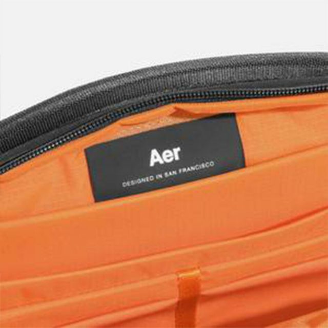 エアー デイスリング4マックス X-Pac AER-29074 スリングバッグ ボディバッグ 6L 防水性 タブレット収納 軽量 日常 旅行 Aer Day Sling 4 Max X-Pac