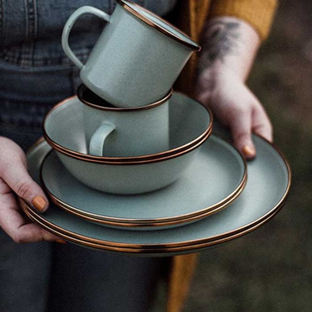 ベアボーンズ ギフトセット 食器 Royalty Tableware Set プレゼント ギフト ロイヤリティテーブルウェアセット 皿 マグカップ ボウル キャンプ アウトドア Barebones Living
