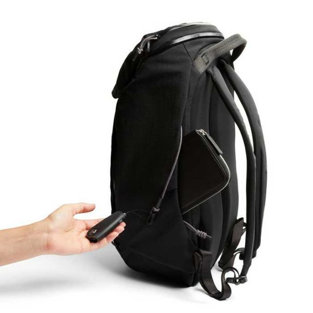 ベルロイ バックパック BELLROY Venture Ready Pack 26L リュック メンズ レディース ユニセックス ブラック PCスリーブ (240830)