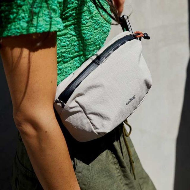 ベルロイ ボディバッグ BELLROY Lite Belt Bag メンズ レディース ユニセックス ショルダーバッグ ブラック グレー 軽量 小さめ 耐水 リップストップ (240830)
