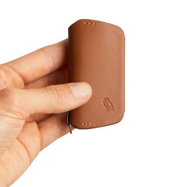 ベルロイ キーケース BELLROY Key Cover メンズ レディース 革 レザー ユニセックス ブラウン スマートキー キーカバー 薄型 車 キーリング キーホルダー 鍵 小さい 小さめ (240830)