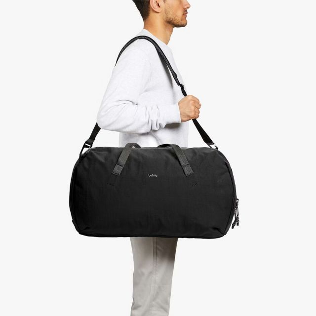 ベルロイ BELLROY VENTURE DUFFEL 55L BLACK ベルロイ ベンチャーダッフル ボストンバッグ 大容量 軽量 防水 旅行 出張 ジムバッグ メンズ レディース ユニセックス ブラック 3WAY リサイクルナイロン素材 (250904)