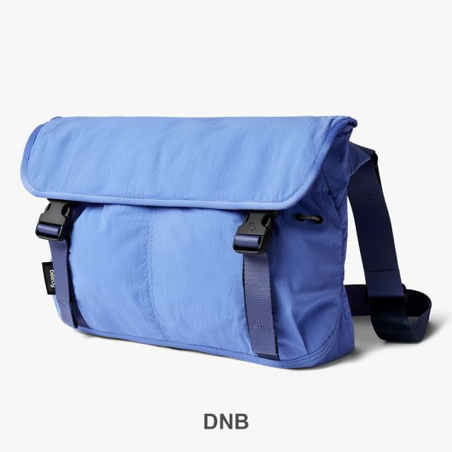 ベルロイ BELLROY CINCH MESSENGER BAG  ベルロイ シンチ メッセンジャー ショルダーバッグ 軽量 防水 撥水 リサイクル素材 ノートPC収納 14インチ対応 クロスボディ 通勤 通学 メンズ レディース 通勤 カフェワーク (250904)