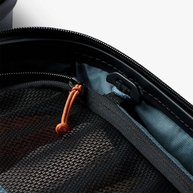 ベルロイ BELLROY TRANSIT CARRY ON ベルロイ トランジット キャリーオン キャリーバッグ スーツケース 機内持ち込み ハードシェル 41L 静音キャスター 耐久性 軽量 旅行 出張 TSAロック (250904)