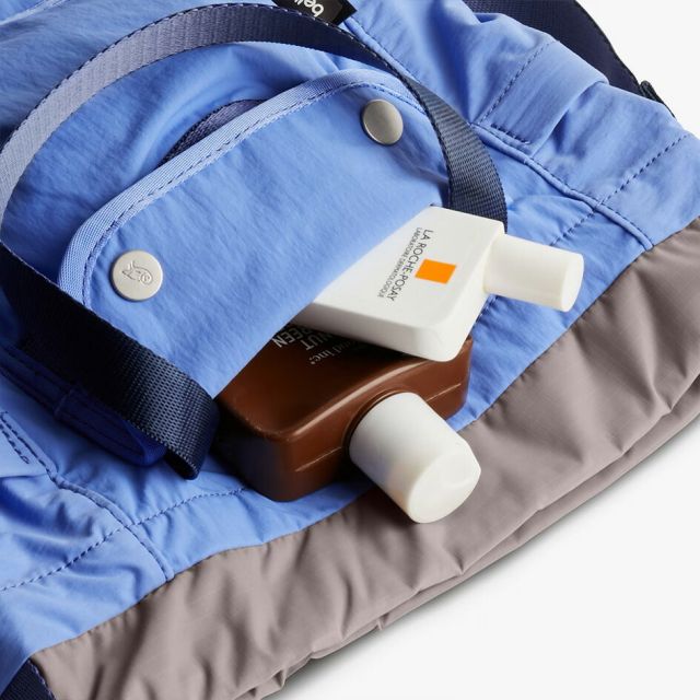 ベルロイ BELLROY CINCH BUCKET BAG ベルロイ シンチ バケットバッグ ショルダー 斜めがけ トート 手持ち 3WAY 軽量 撥水 防水 リサイクルナイロン レディース メンズ ユニセックス コンパクト 旅行 トラベル (250904)