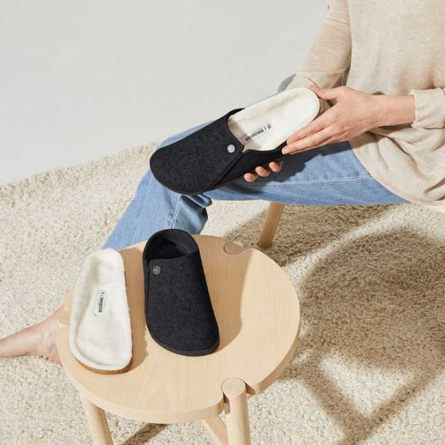 BIRKENSTOCK ZARMATT SHEARLING