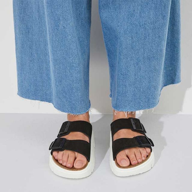 ビルケンシュトック サンダル アリゾナ ナロー レディース メンズ ユニセックス チャンキー 厚底 birkenstock Arizona Chunky LEVE(N) ブラック サンド ブラウン 24cm 24.5cm 25cm (240616)
