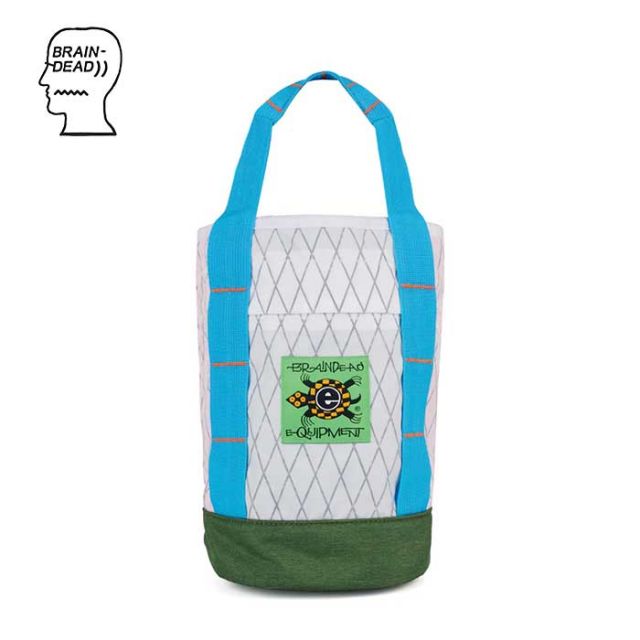 ブレインデッド ミニバッグ BRAIN DEAD B00003767 EQUIPMENT CINCHED CHALK BAG エキップメント シンチド チョークバッグ メンズ レディース ユニセックス ホワイト トート (240326)