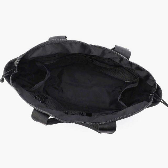 ブリーフィング トートバッグ ビジネスバッグ スマート収納 ミニマルトート ミニマルデザイン PCスリーブ付き BRIEFING DISCRETE TOTE SM MW GENII BRA233T25 ブラック 多彩なポケット (250912)