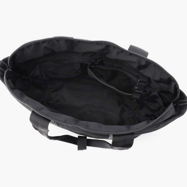 ブリーフィング トートバッグ ビジネスバッグ スマート収納 ミニマルトート ミニマルデザイン PCスリーブ付き BRIEFING DISCRETE TOTE SM MW GENII BRA233T25 ブラック 多彩なポケット (250912)